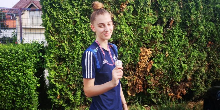 Kristina Jakovljević unatoč ozljedi koljena do bronce na državnom juniorskom prvenstvu