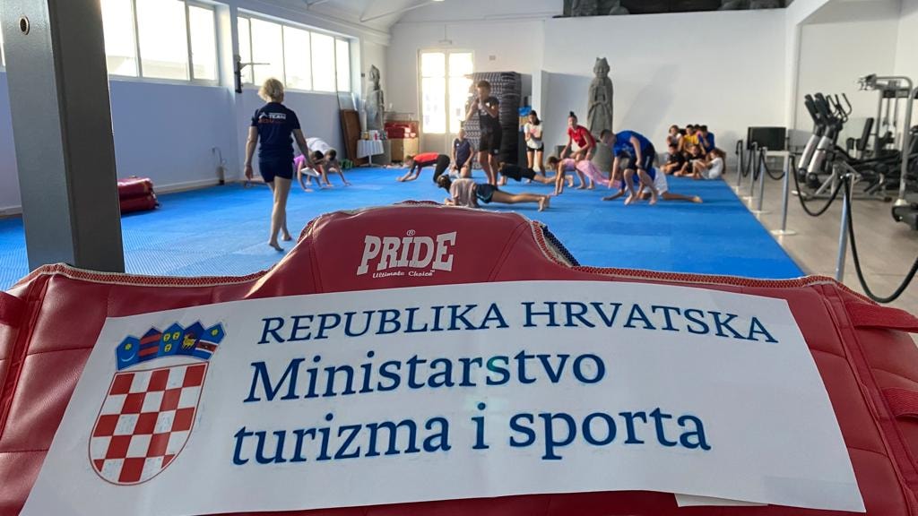 Ljetni kamp  u Skradinu Program "Učimo o sportu kroz igru"